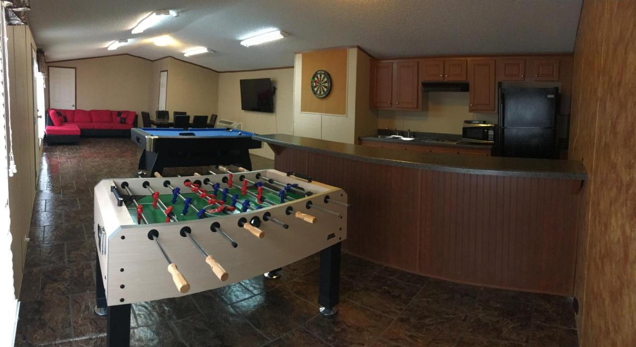 Oasis Lodge Big Lake Bagian luar foto